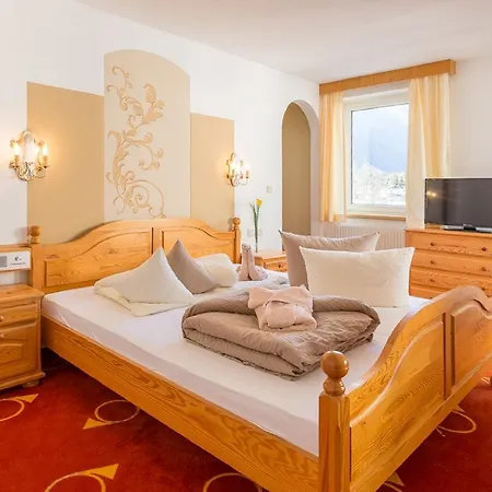 Otel Sterzinger Posthotel 3*