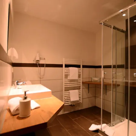 Otel Sterzinger Posthotel 3*