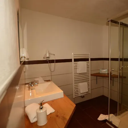 Otel Sterzinger Posthotel 3*