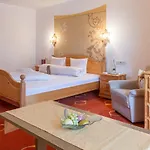 Sterzinger Posthotel 3* Nassereith